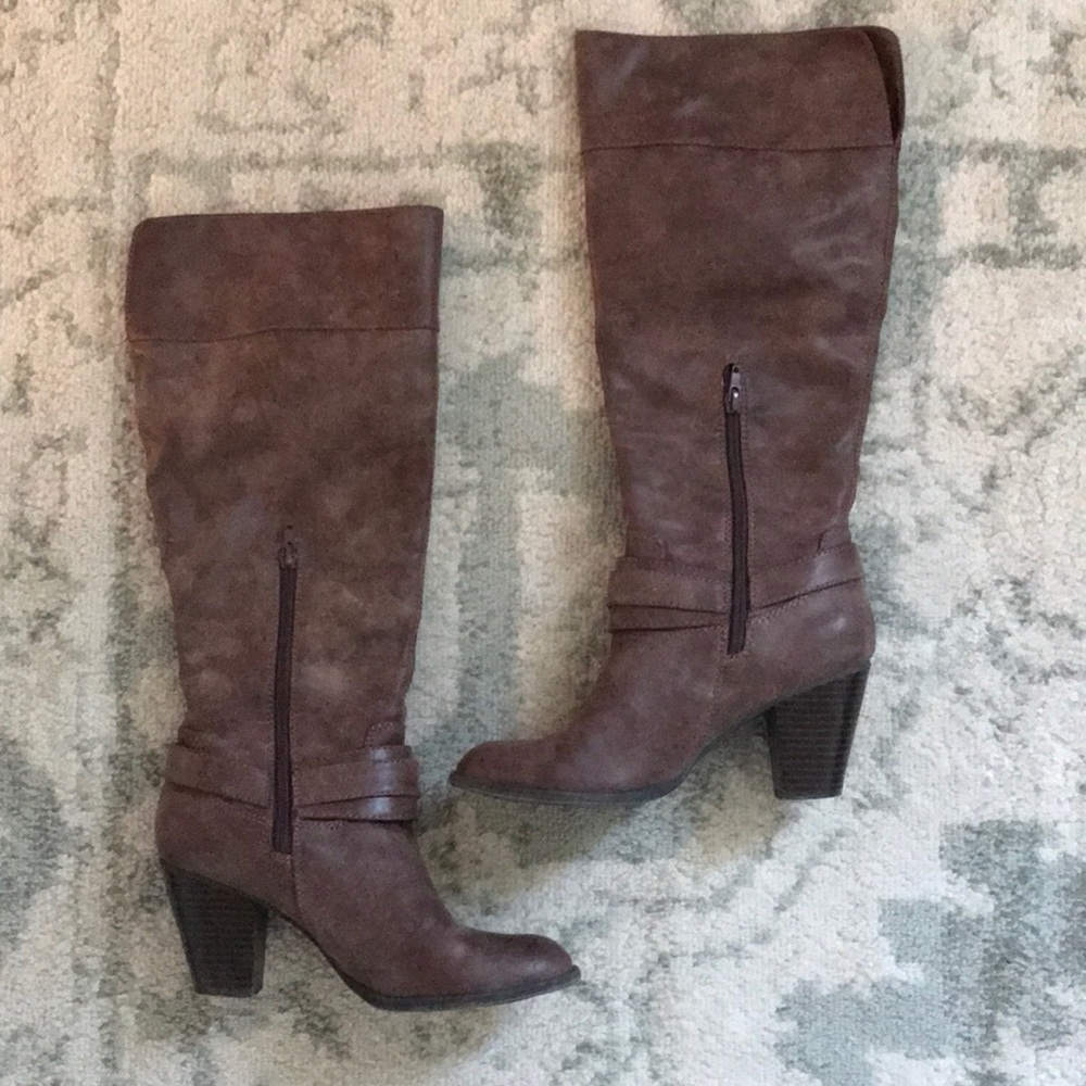 ❗️👢Like NEW Boots!👢❗️ - Picture 2 of 3
